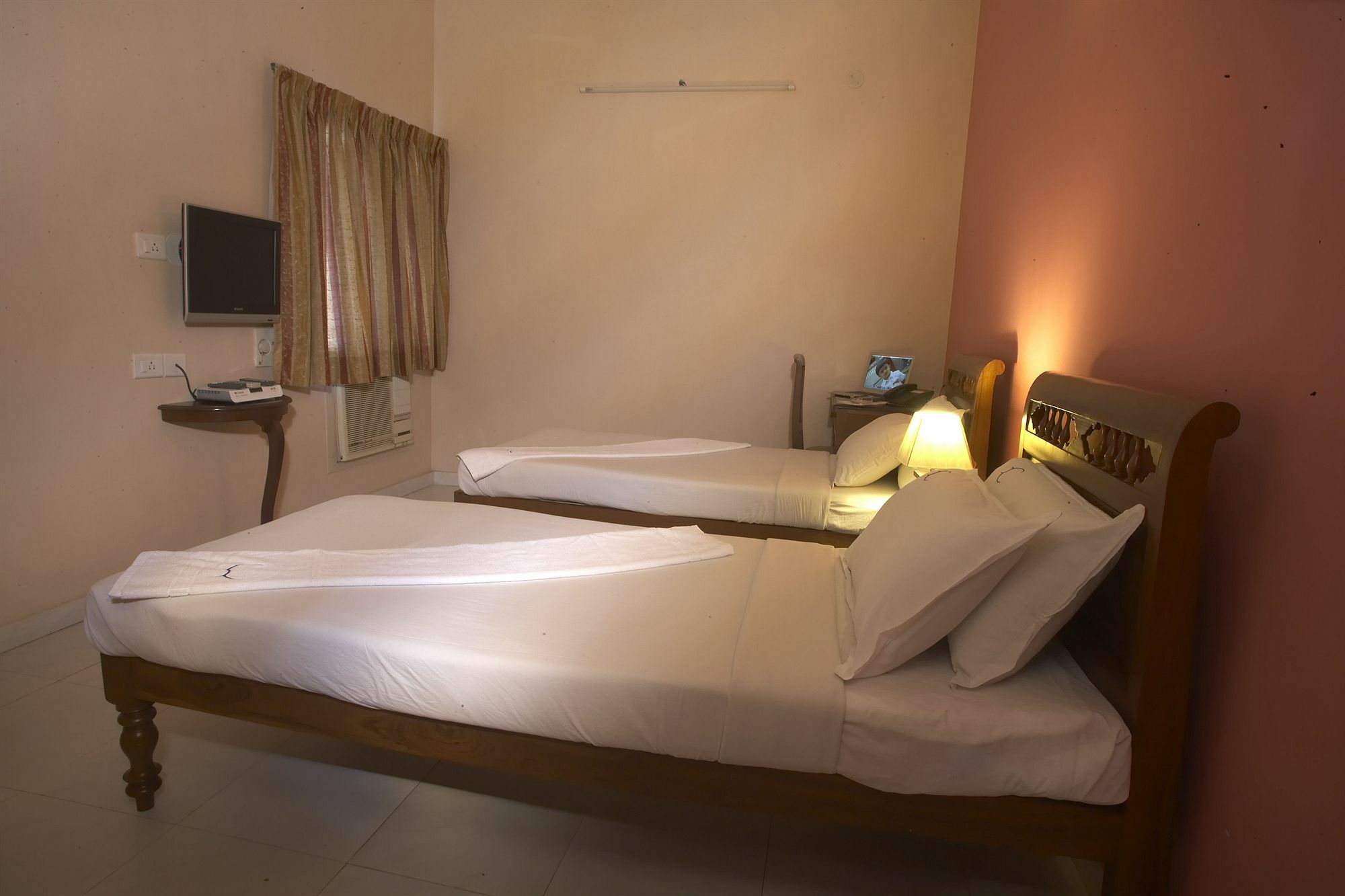Hotel Le Park Chennai